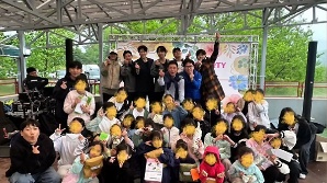 윤시윤·디셈버 DK·명현만, ‘어린이날 보육원 깜짝 방문’ 뒤늦은 미담