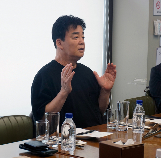 백종원 더본코리아 대표가 13일 진행한 기자간담회에서 발언하고 있다. 사진 제공 = 더본코리아