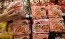삼양식품 '불닭 매운맛' 업고 20% 불기둥…사상 첫 ‘황제주’ 등극