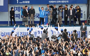 [현장+]"진영이 뭐가 중요하나"…이재명, 김상욱 등에 업고 연일 호남 유세
