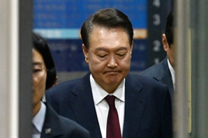 윤석열, 국민의힘 탈당…"자유대한민국 지키기 위해"