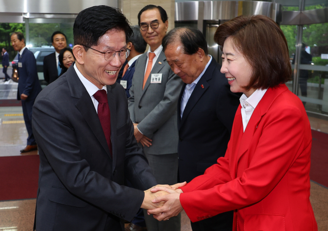 나경원, 김혜경 겨냥 "대선 후보 배우자 무한검증 필요"