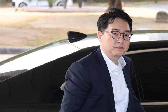 심우정 검찰총장이 4월 9일 서울 서초구 대검찰청으로 출근하고 있다. 연합뉴스