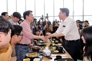 국힘, 단일화 갈 길 먼데 'X맨' 尹 재등장