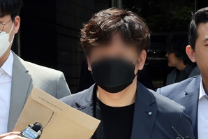 '中 간첩 99명 체포 허위 보도' 스카이데일리 기자 구속 면해…영장 기각 사유는?