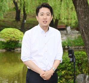 이준석, 10%대 진입에 "이제 단일화 질문말라…상승세 가속화"