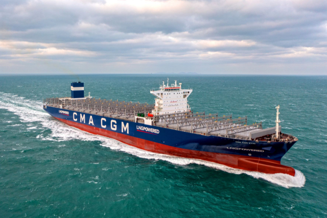 HD현대삼호가 2022년 인도한 1만5000TEU급 LNG 이중연료 추진 컨테이너선. 사진제공=HD현대삼호