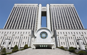 '시가총액 2위' 위믹스 재상폐 첫 법정공방