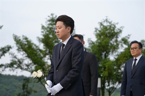 공동정부 제안에도…이준석 "내란세력과 함께할 일 없다"