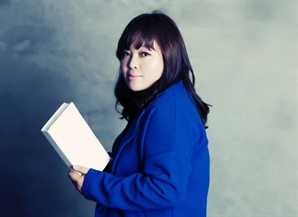 [정여울의 언어정담] AI 없이 살아가기