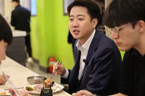 김민석 "국힘 회귀가 이준석 길?…내란 세력과 단일화 않겠다 선언 할 수 있나"