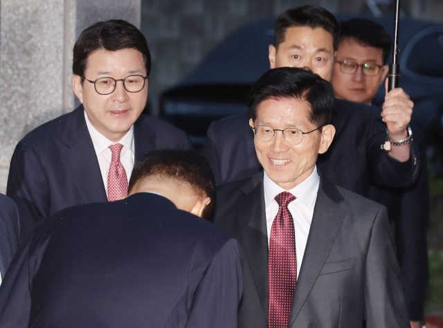 [속보]박근혜, 김문수에 "지난 일 연연말고 뭉쳐서 선거 이겨달라"
