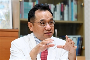 "14년 피웠던 담배 끊었더니 몸이 확 좋아졌죠"