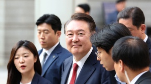 “도끼로 문 부수고 들어가라”… 尹 재판서 또 나온 ‘국회 진입 지시’ 증언