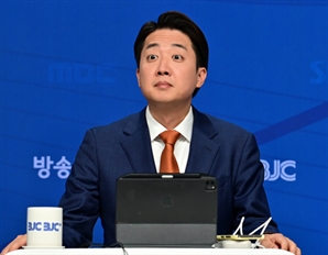 여론조사 약진에 고무된 이준석…“초승달은 작아도 반드시 커진다”