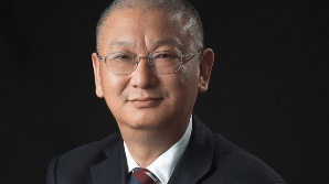 中 최대 태양광社 창업자, 대규모 적자에 경영에서 물러나