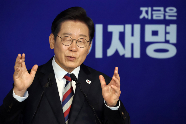 이재명 "위기극복 핵심 AI…과감한 투자·육성하겠다"[서울포럼]