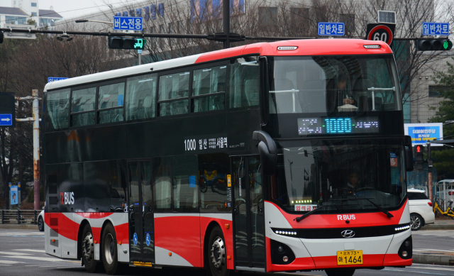 1000번 2층 버스. 사진 제공=고양시