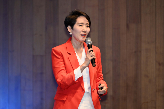 “모두가 AI 인재될 필요없어…AI 시민역량은 다 길러야” [서울포럼 2025]