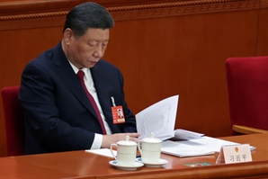 “中 주도 개발은행, 홍콩·싱가포르에 사무소 신설 추진"
