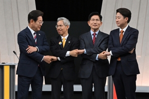  사전투표 시작…경제·안보 위기 극복할 지도자 선택에 참여할 때