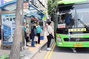창원 시내버스 파업 이틀째…노사 합의 불투명
