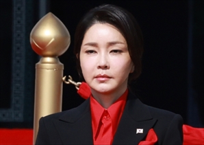 검찰, ‘김건희 도이치 주가조작 의혹’ 수사 속도…2차 주포 소환