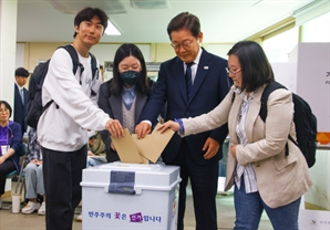 "투표로 내란 심판"…민주 지지층 독려