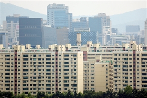 서울 계속 오르는데, 지방은 작년보다 추락…심각한 아파트 양극화[집슐랭]