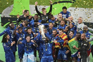 첼시, ‘UEFA 그랜드슬램’ 봤어?