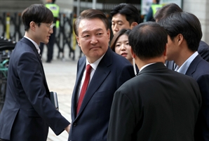 윤석열 "김문수에 힘 몰아달라"…전광훈 목사 집회에 메시지 보냈다