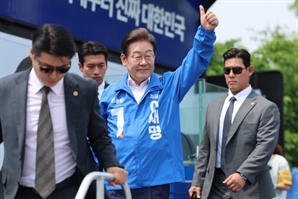 이재명 "댓글 조작, 국힘과 관련성 높아…국회의원 들락날락했다는 얘기도 있다"