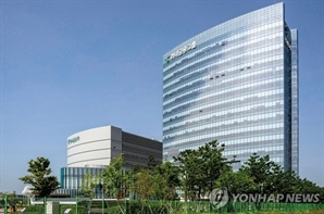 매각가 3조서 2조대로 낮춰…금융지주 계열 하나카드 '물망'[시그널]