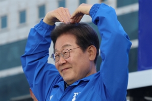 [공약심층분석] 장밋빛 공약만 난무한 부산 '가덕도 신공항'