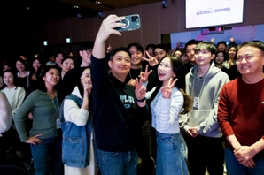 취임 반년 홍범식 LG U+ 대표…사내 적극 소통 나서
