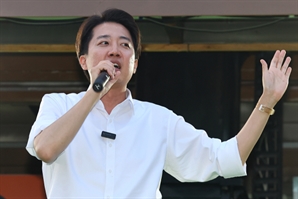 이준석 "김문수는 이미 패배…국가 미래 위한 결단해야"