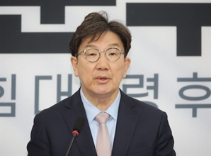 권성동, 이준석에 막판 단일화 촉구…"오늘밤 김문수에 힘 모아야"