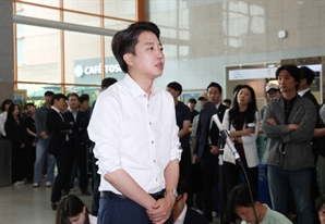 이준석, '개혁신당 지지층 흡수 캠페인'에 "국힘, 기득권 유지 혈안"