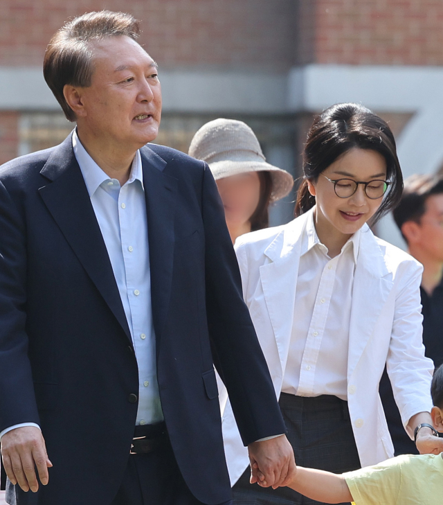 김건희 이달 내 소환…尹 향한 檢 수사 속도전