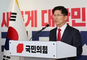 [속보]김문수 "국민 선택 겸허하게 받아들여… 과분한 성원 감사"