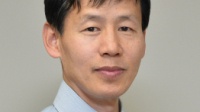 [목요일 아침에] 공짜 점심은 없다