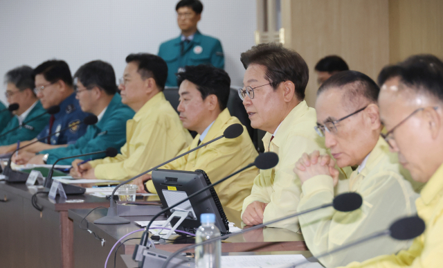 이재명 대통령이 5일 서울 용산 대통령실 청사 국가안전보장회의(NSC) 회의실에서 열린 안전치안점검회의에서 발언하고 있다. 연합뉴스