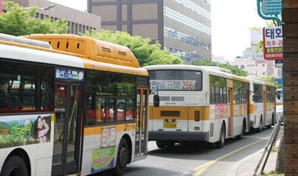 ‘지하철 없는 울산’ 시내버스 7일 첫 차부터 운행 중단…노사 임단협 결렬