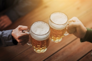 "날도 더운데 맥주 한 잔 콜?"…매일 마시는 당신 '이 암' 걸릴 확률이 무려