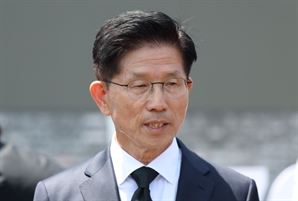 김문수, 나경원·안철수와 잇따라 만났다…"당 대표 관련 얘기는 안해"