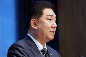 '원내대표 출마' 김병기 "李 1호 파트너 요원…당선 즉시 반헌법특위 구성"