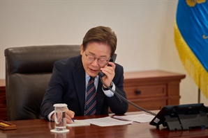 李대통령-이시바 "직접 만나 상호관심사 심도있게 대화"