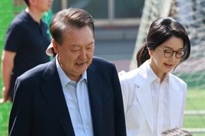 尹 부부 소환조사, 특검으로 넘어간다