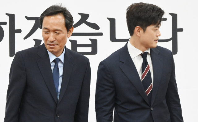 김용태(오른쪽) 국민의힘 비상대책위원장이 10일 국회에서 우상호 정무수석을 접견하고 있다. 우 수석은 이날 국회를 방문해 우원식 국회의장과 박찬대 더불어민주당 대표 직무대행 겸 원내대표, 김 위원장을 차례로 예방했다. 오승현 기자 2025.06.10