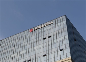 LG헬로비전 '커머스 구조조정'…제철장터 운영 종료